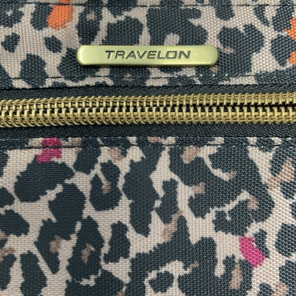 Travelon Wristlet Wallet RFID Animal Print Zip Around Identity Protection Travel - Picture 8 of 13